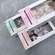 PAWFF X BB COLLAB HOT CROSS BUN