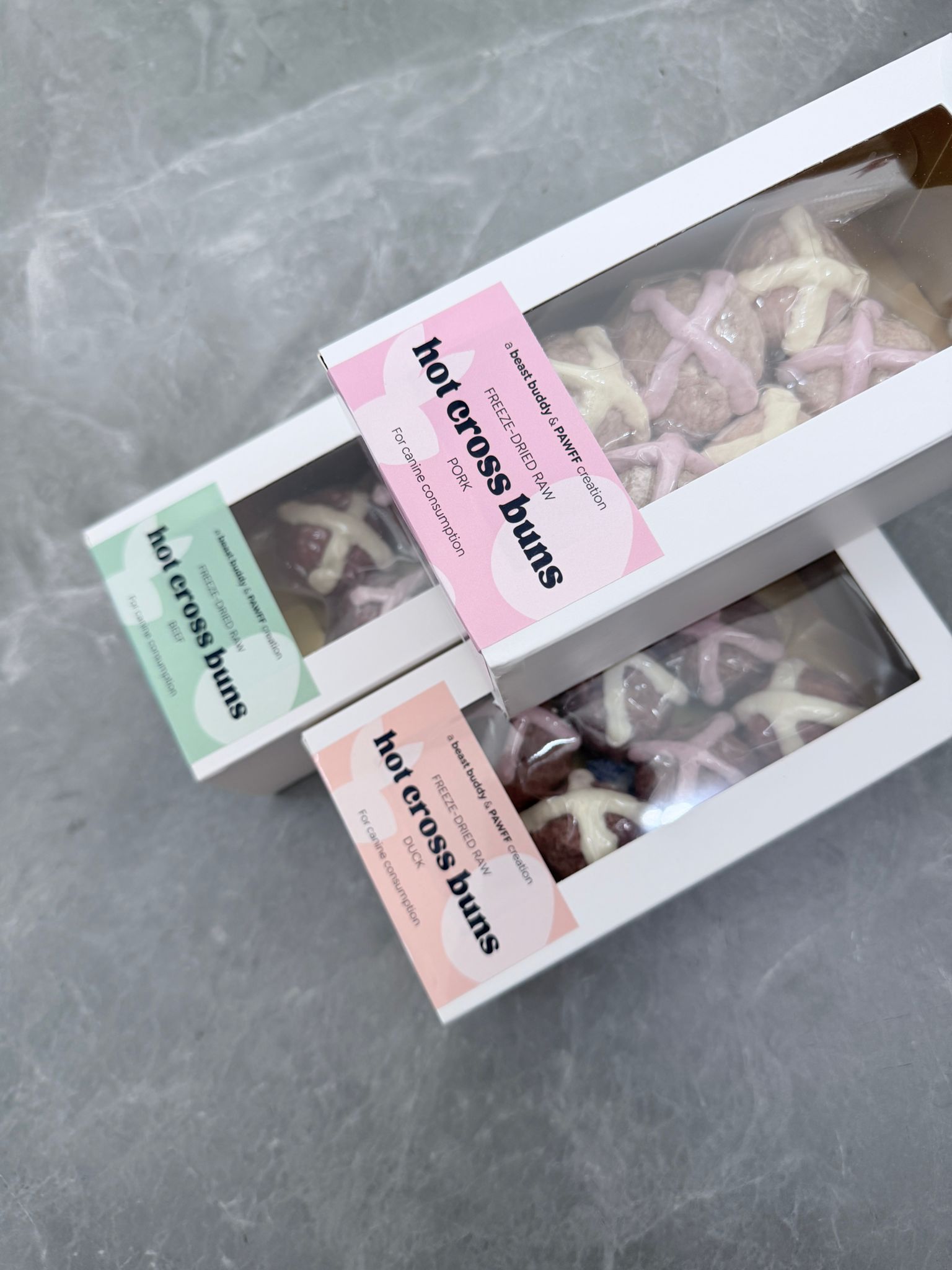 PAWFF X BB COLLAB HOT CROSS BUN